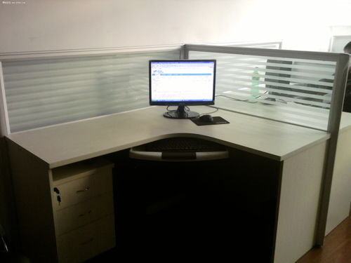 盤(pán)點(diǎn)舊物，開(kāi)啟新篇 辦公設(shè)備與化妝品的斷舍離